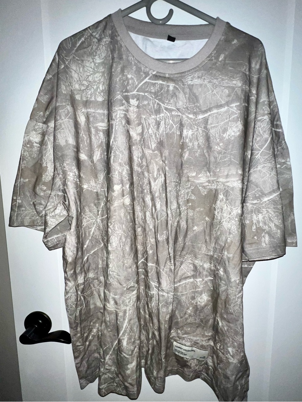Comfrt Men's Crewneck T-Shirt inCamouflage Print NEW